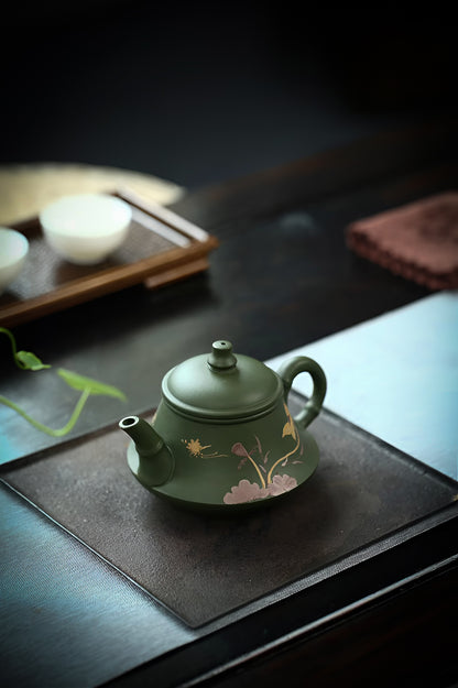 Qing Hua Floral Teapot